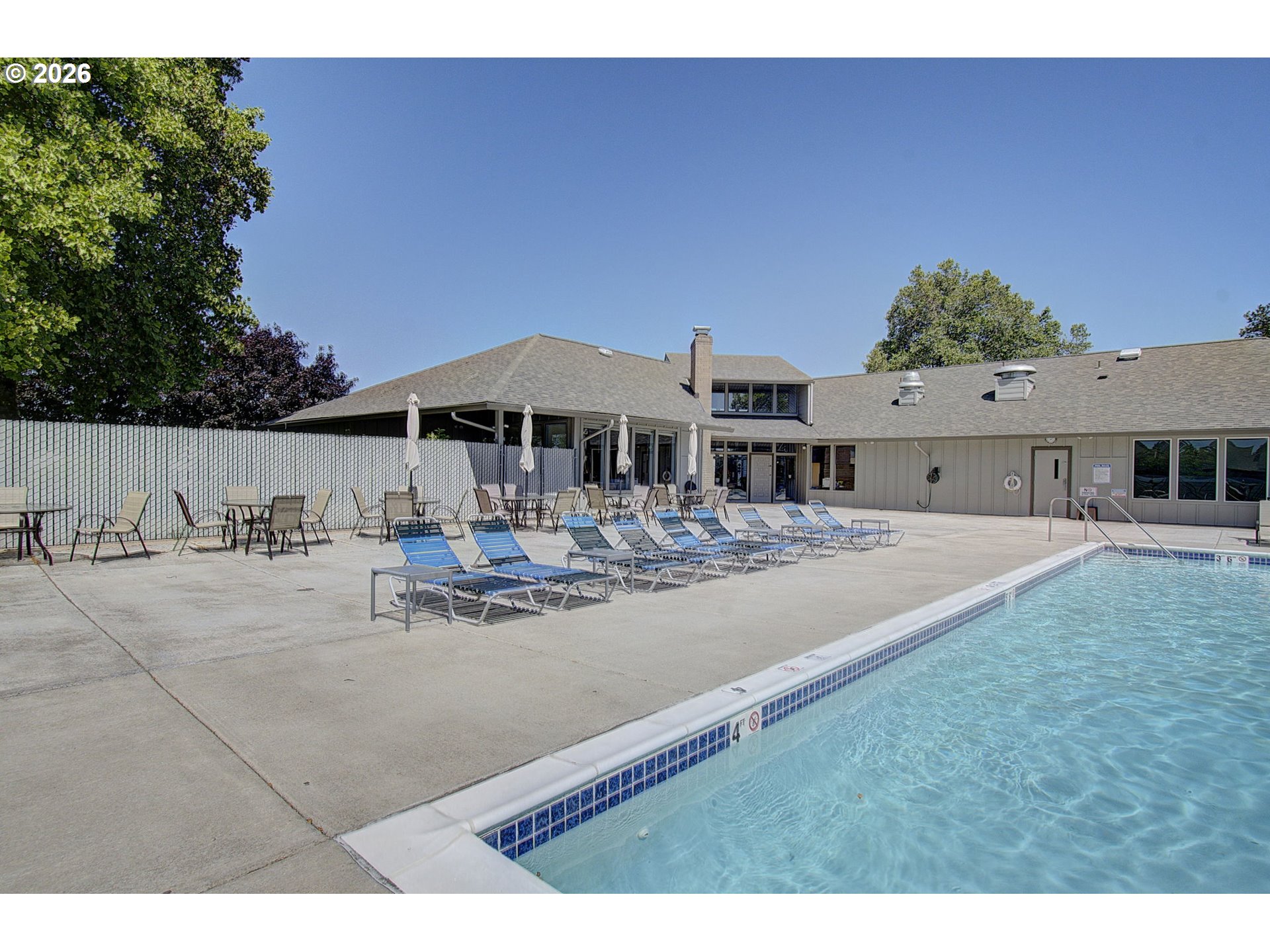 804 Northwest 132nd Street, Unit B Vancouver, WA 98685 - Photo 26 of 28 Community Pool