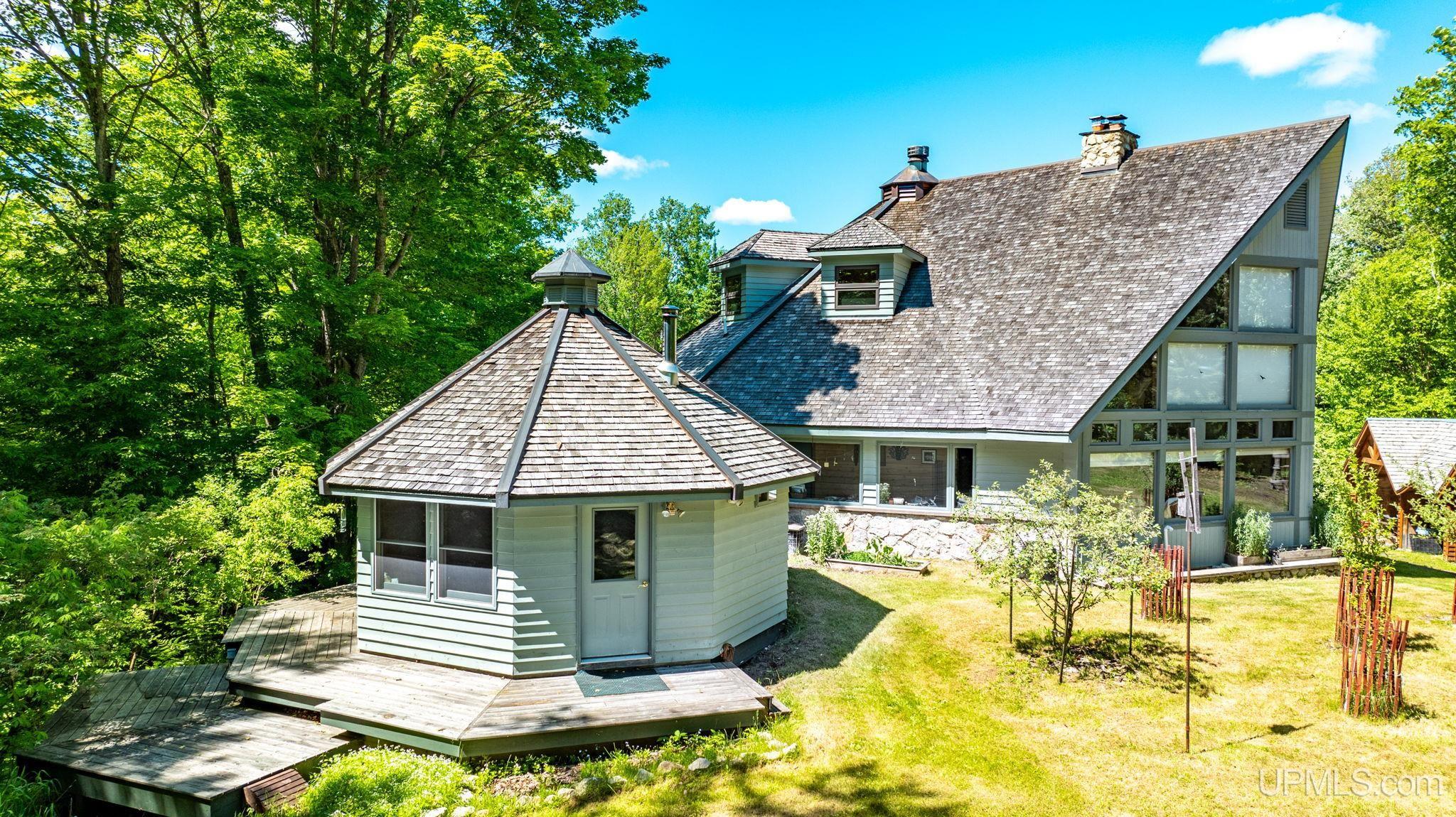 16711 Autio Road Pelkie, MI 49958 - Photo 4 of 87 Gallery Image 4