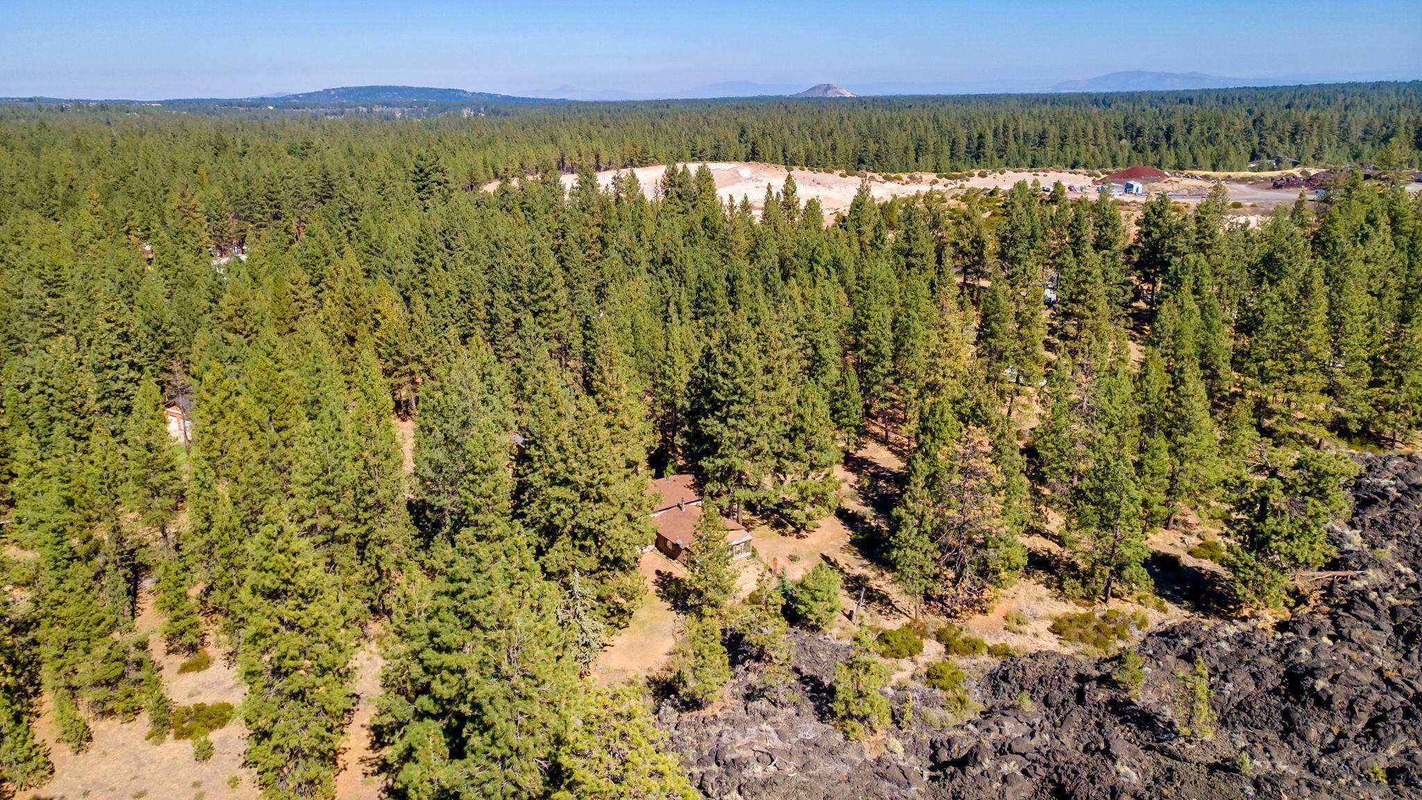 60000 Agate Road Bend, OR 97702 - Photo 44 of 48 14-web-or-mls-Riley Visuals-14