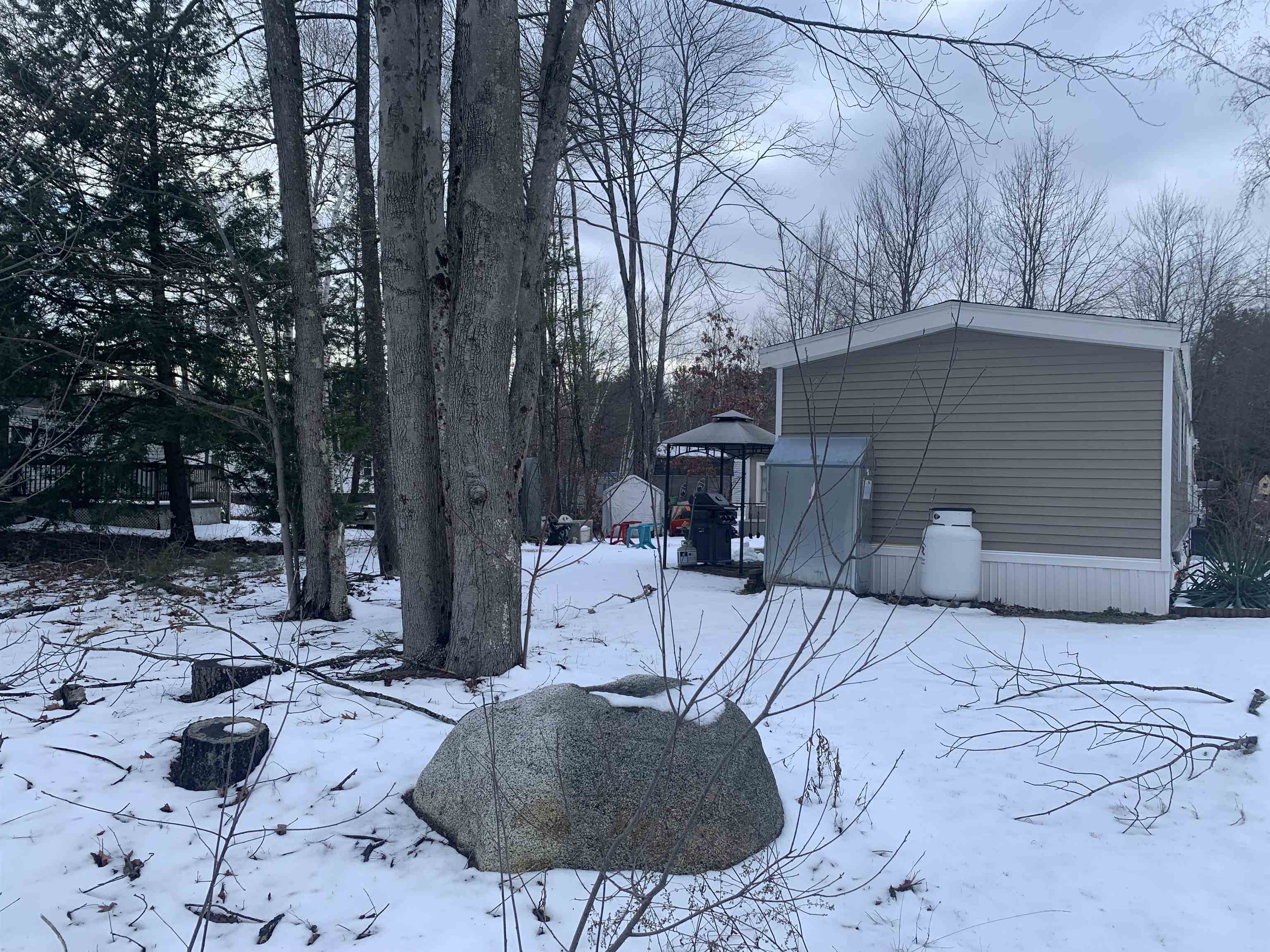 4 Yellowstone Lane Rochester, NH 03867 - Photo 3 of 40