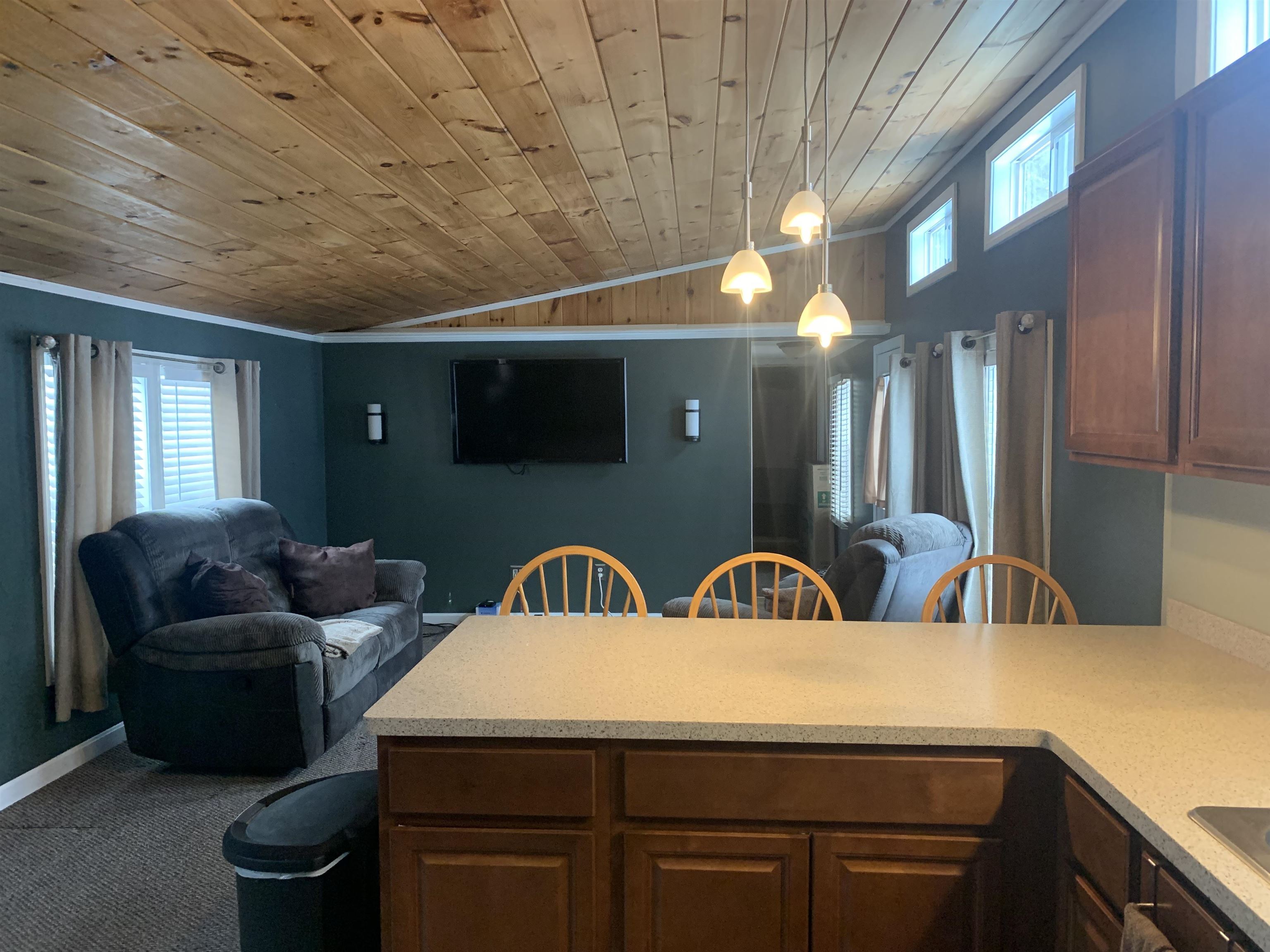 4 Yellowstone Lane Rochester, NH 03867 - Photo 10 of 40