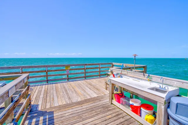 $585,000 | 201 East Ocean Drive, Unit 211, Key Colony Beach, FL 33051