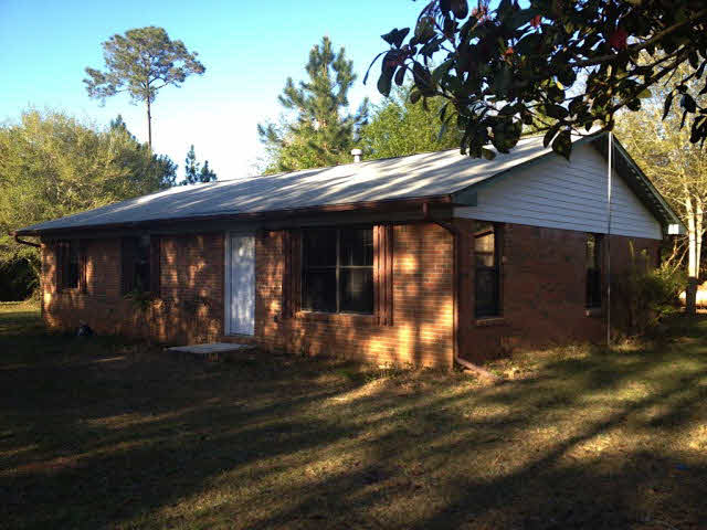 10588 Lucy Lane Elberta, AL 36530 - Photo 1 of 1