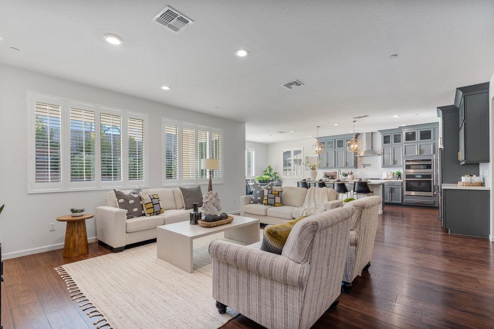 20 Hospital Road Hollister, CA 95023 - Photo 22 of 46 a living room with furniture and a large window