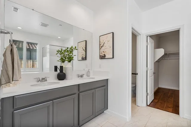 $909,999 | 20 Hospital Road, Hollister, CA 95023