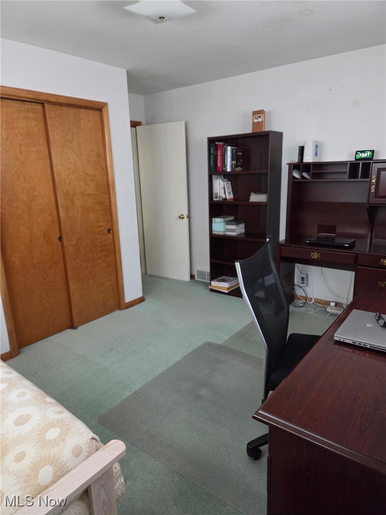 10305 Broadview Road Broadview Heights, OH 44147 - Photo 18 of 23
