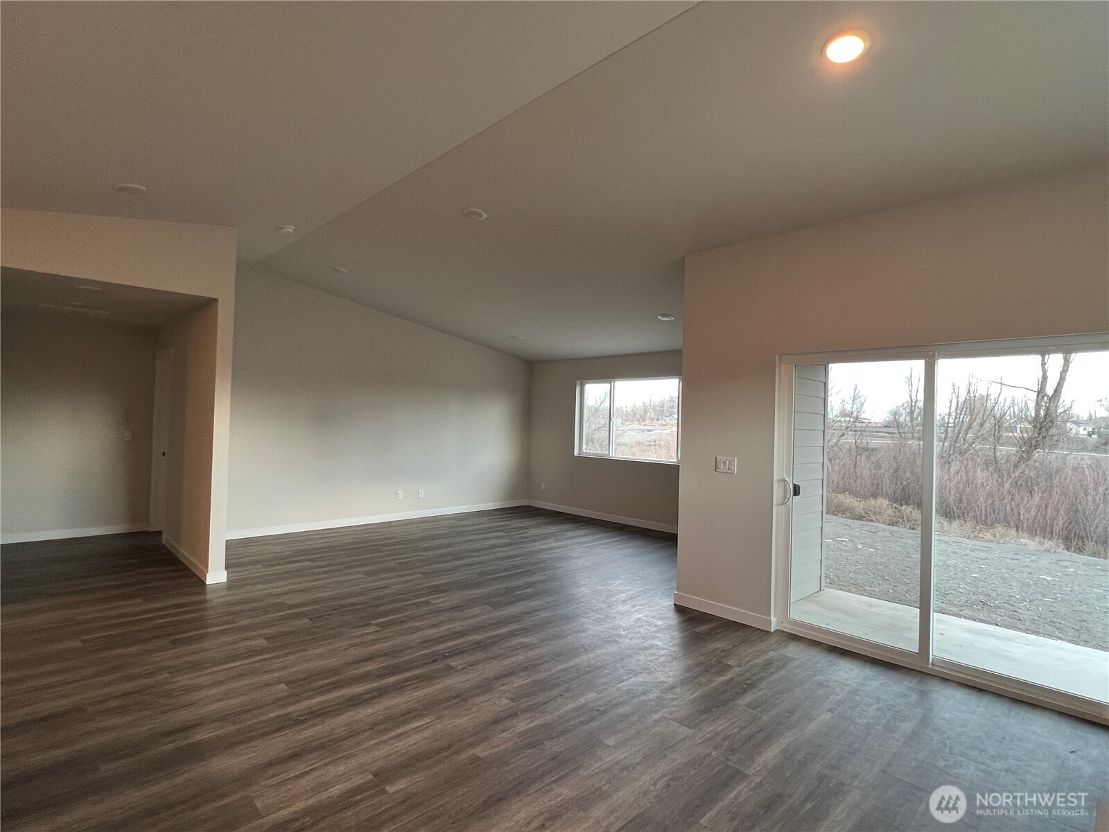 515 North Ruddy Street Moses Lake, WA 98837 - Photo 7 of 11 Gallery Image 7