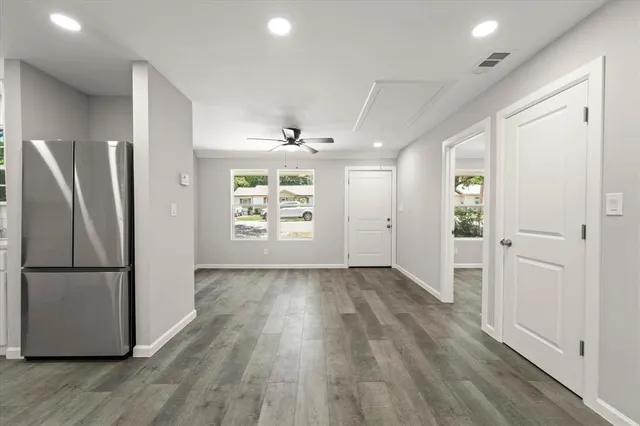 $1,900 | 917 North Wood Street, Denton, TX 76209