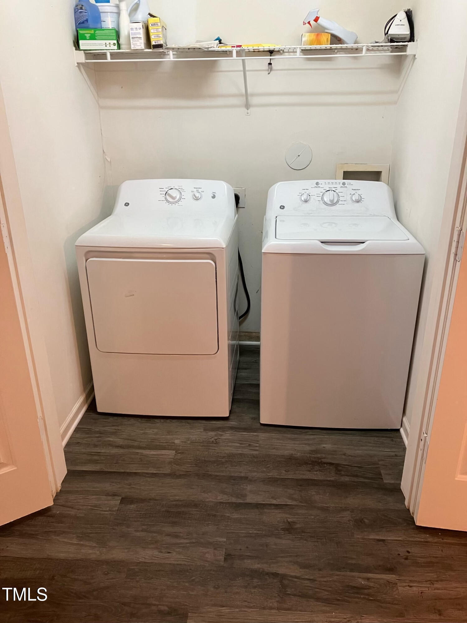 Washer & dryer convey