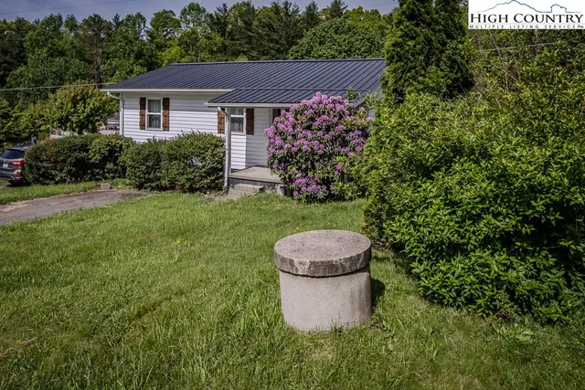a house view with a outdoor space