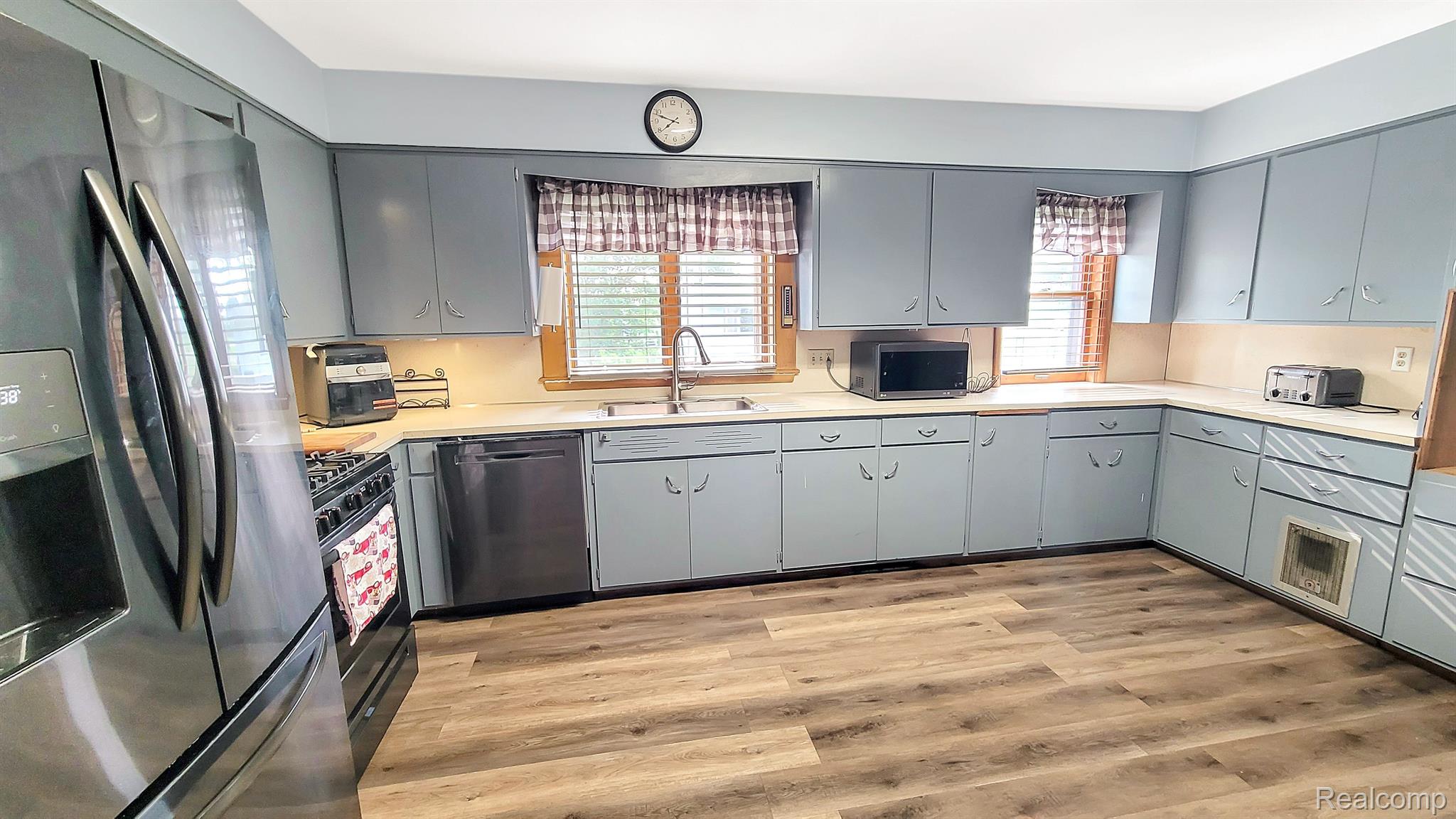 1677 West German Road Bay City, MI 48708 - Photo 6 of 41 Gallery Image 6