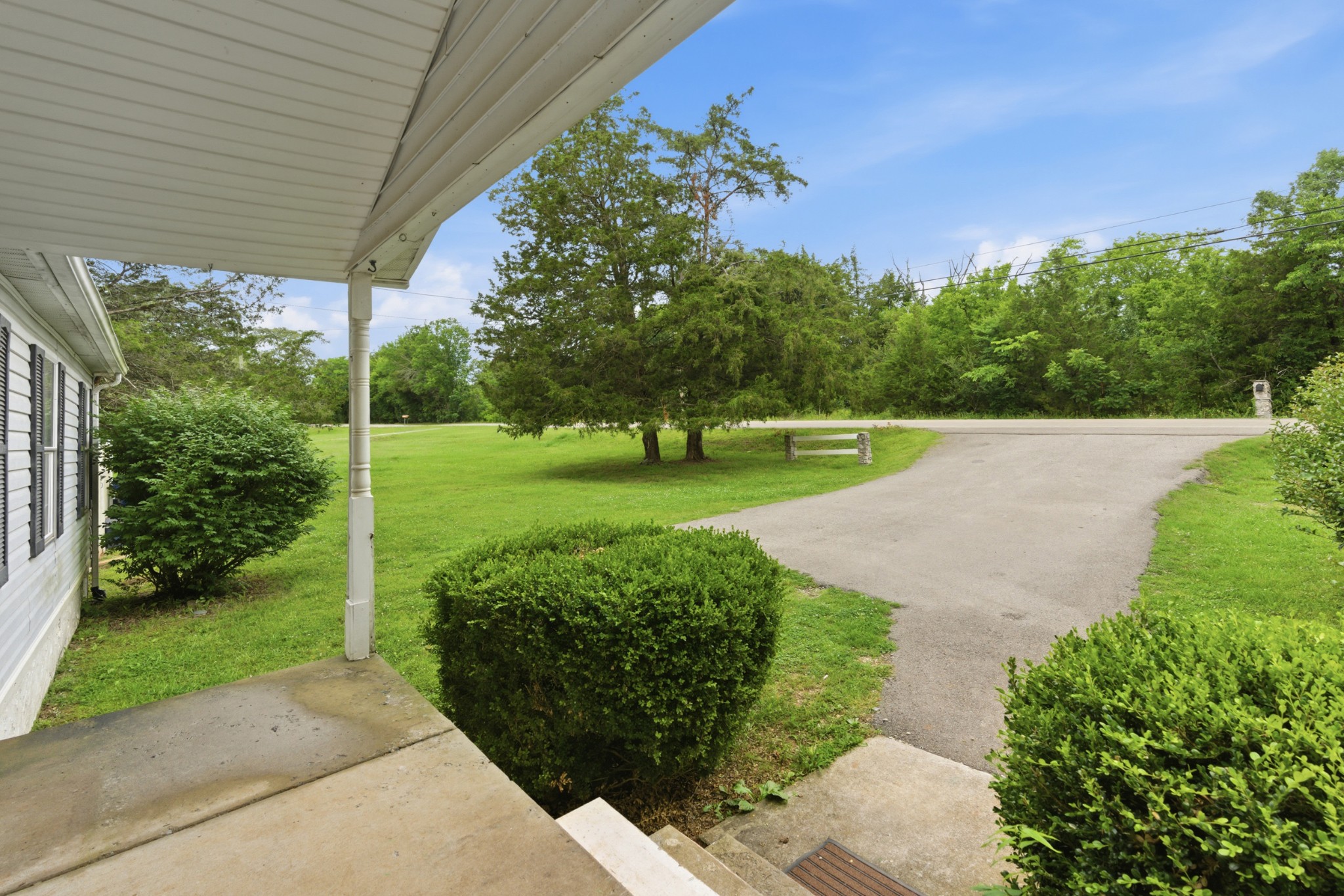 9413 Independent Hill Road Arrington, TN 37014 - Photo 2 of 36