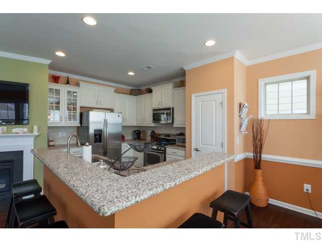 1525 Fullerton Place Raleigh, NC 27607 - Photo 7 of 24 Photo 7