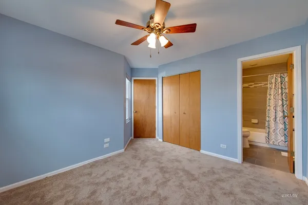 $2,700 | 344 Kildare Court, Carol Stream, IL 60188