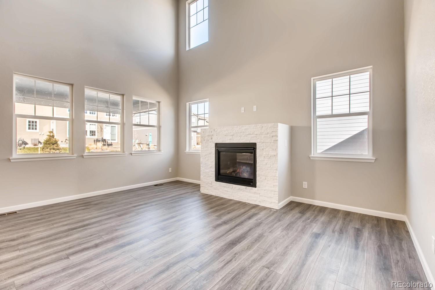 8941 South Catawba Street Aurora, CO 80016 - Photo 4 of 28