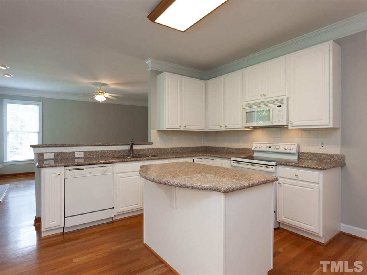 3424 Savan Court Raleigh, NC 27613 - Photo 10 of 25