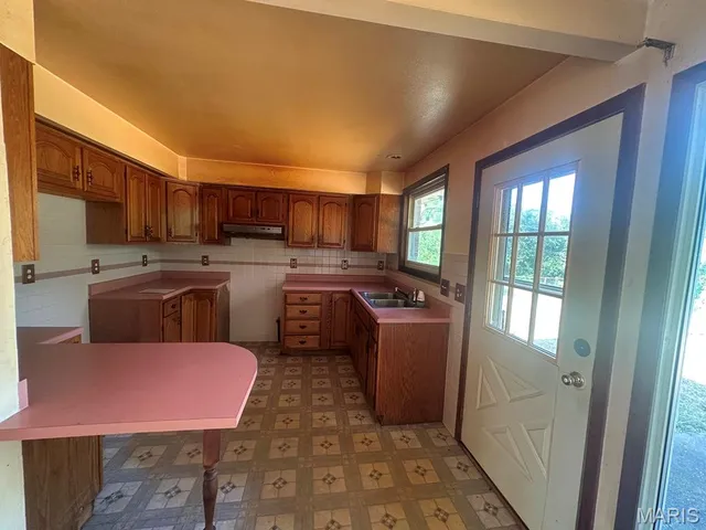 $84,000 | 2353 Hallwood Drive, St. Louis, MO 63136