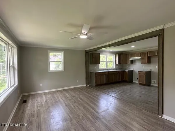 $139,000 | 139 Depot Drive, Rose Hill, VA 24281