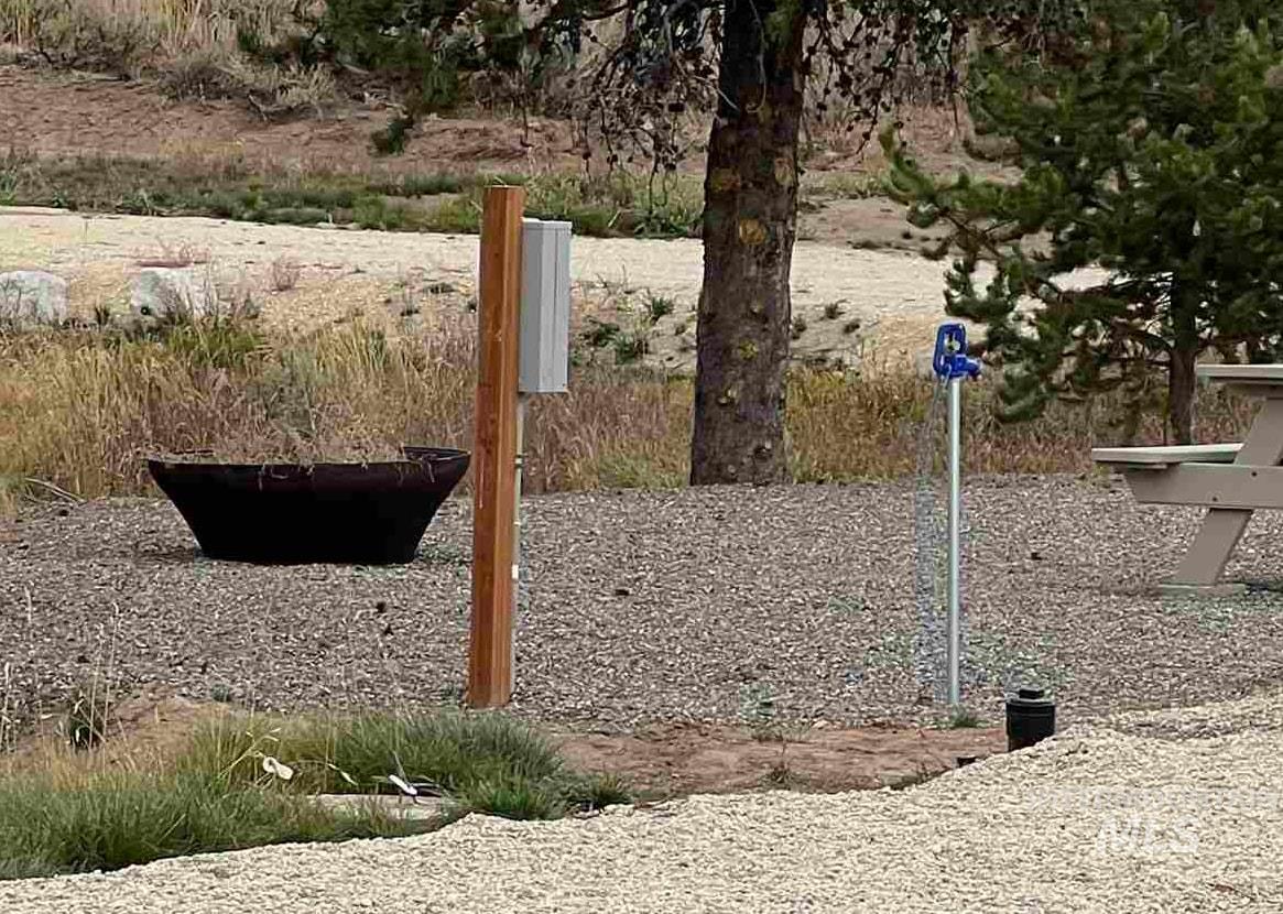 13 Nugget Drive Cascade, ID 83611 - Photo 14 of 30