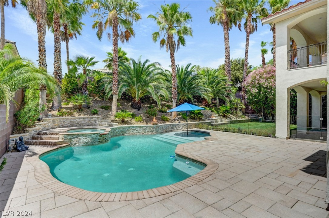 9813 Edgeview Place Las Vegas, NV 89134 - Photo 12 of 98