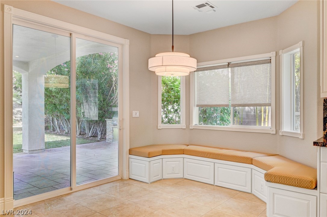 9813 Edgeview Place Las Vegas, NV 89134 - Photo 60 of 98