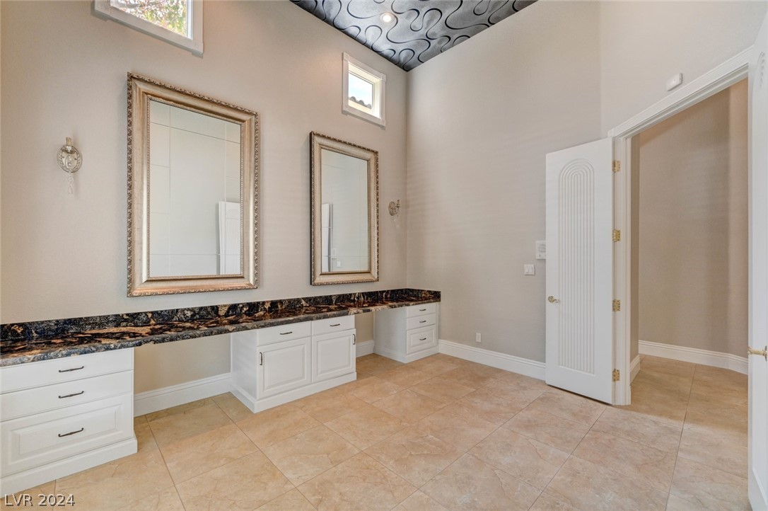 9813 Edgeview Place Las Vegas, NV 89134 - Photo 63 of 98