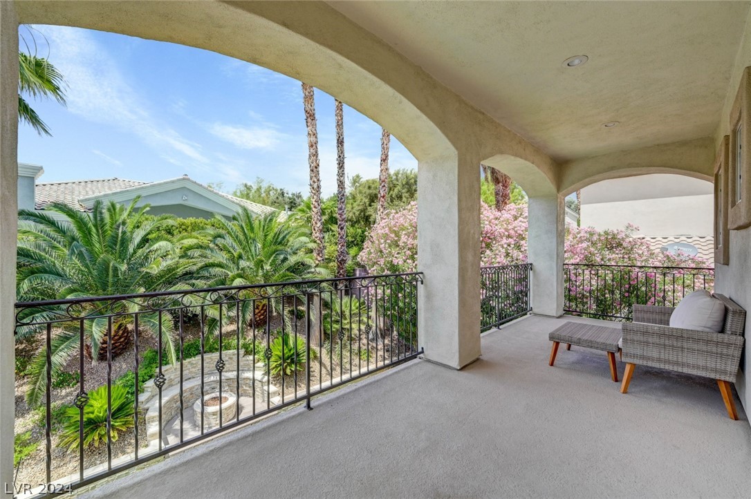 9813 Edgeview Place Las Vegas, NV 89134 - Photo 81 of 98