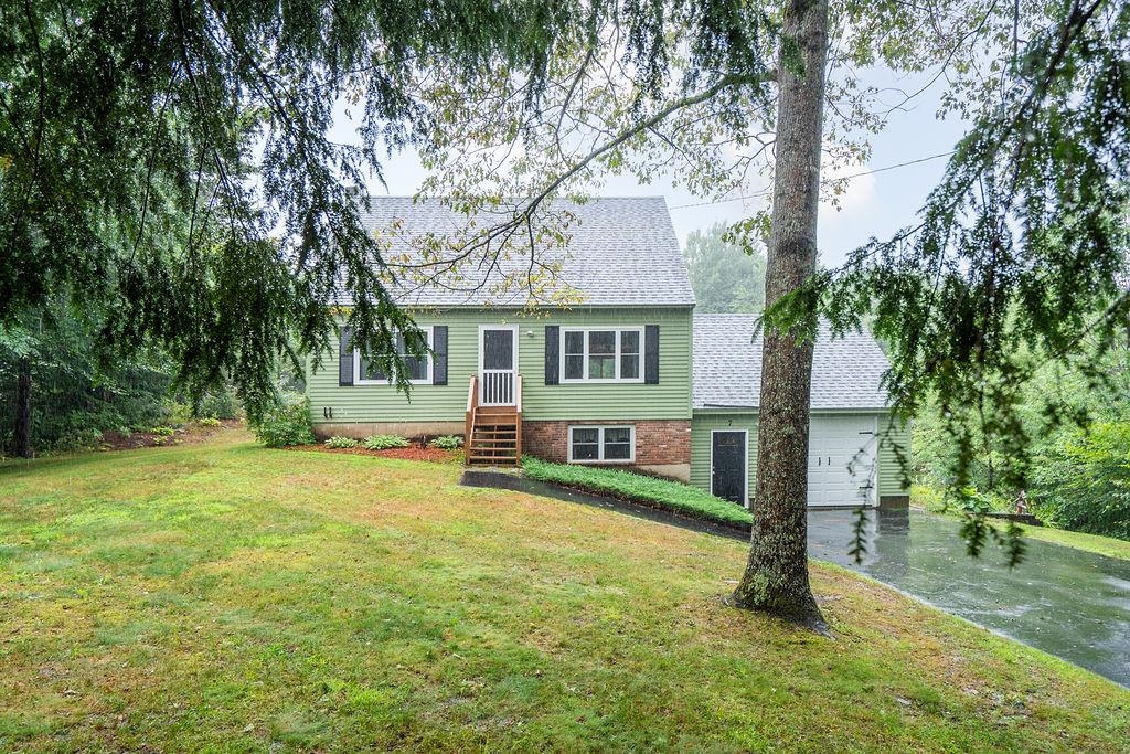 7 Deering Drive Barnstead, NH 03225 - Photo 24 of 32