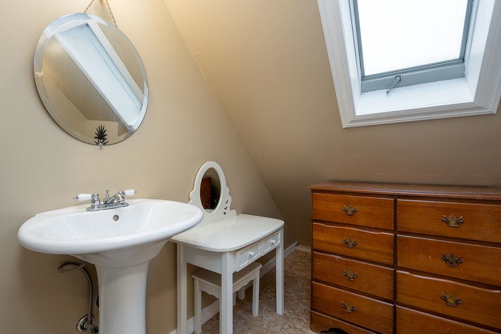 7 Deering Drive Barnstead, NH 03225 - Photo 10 of 32