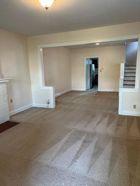 885 Thomas Road Columbus, OH 43212 - Photo 4 of 18 Living + Dining Room