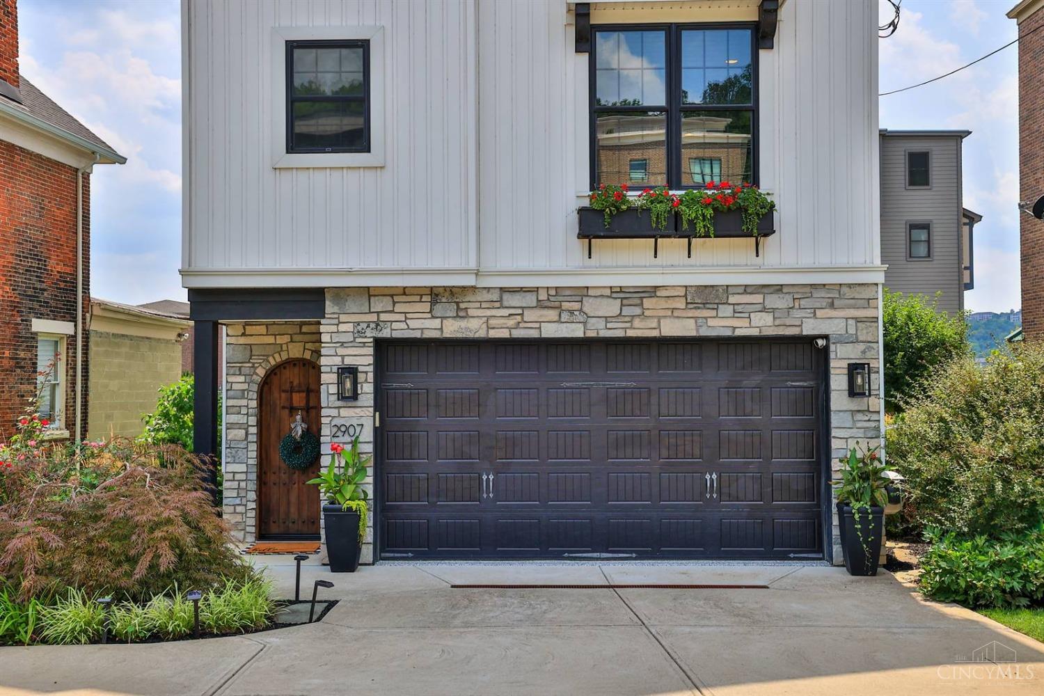 2907 Riverside Drive Cincinnati, OH 45226 - Photo 57 of 75