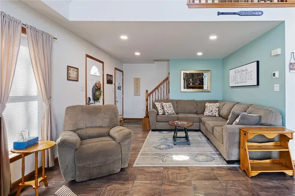 $1,100,000 | 4254 Lake Avenue, Jerusalem, NY 14478