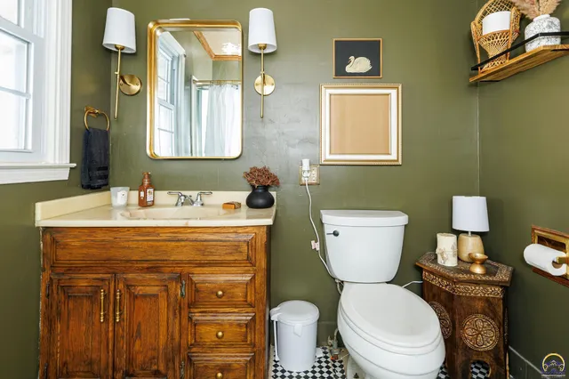 $175,000 | 715 Alma Street, St. Marys, KS 66536