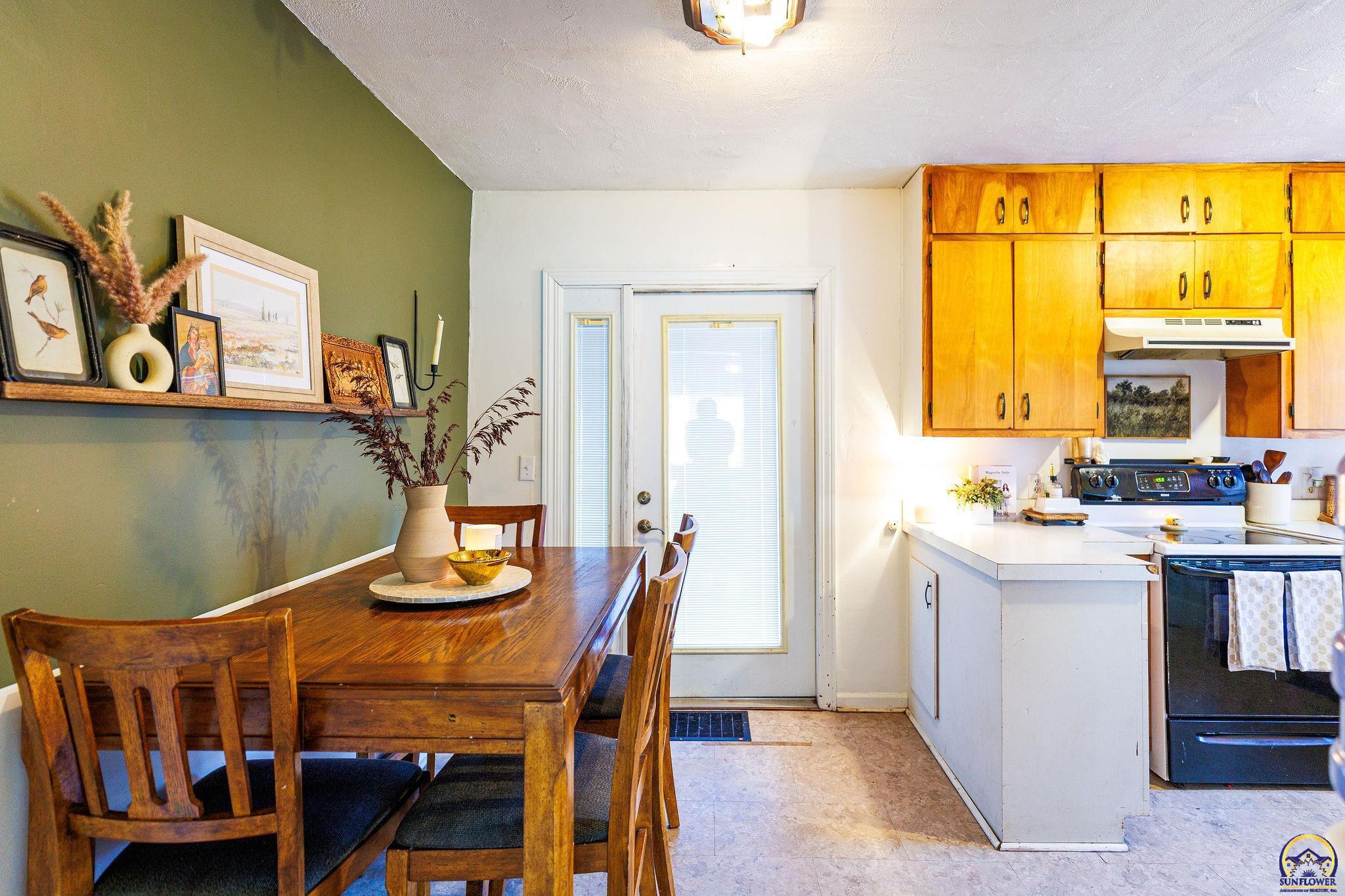 715 Alma Street St. Marys, KS 66536 - Photo 7 of 18