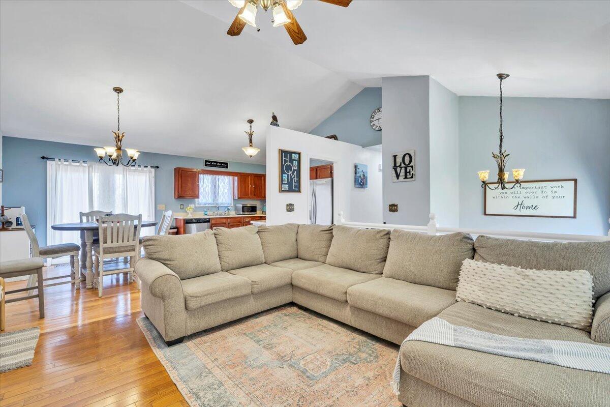 3622 View Avenue Roanoke, VA 24018 - Photo 5 of 48 06-MIB00865