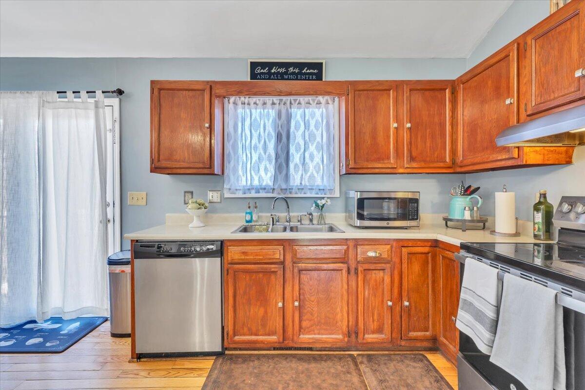 3622 View Avenue Roanoke, VA 24018 - Photo 9 of 48 12-MIB00871