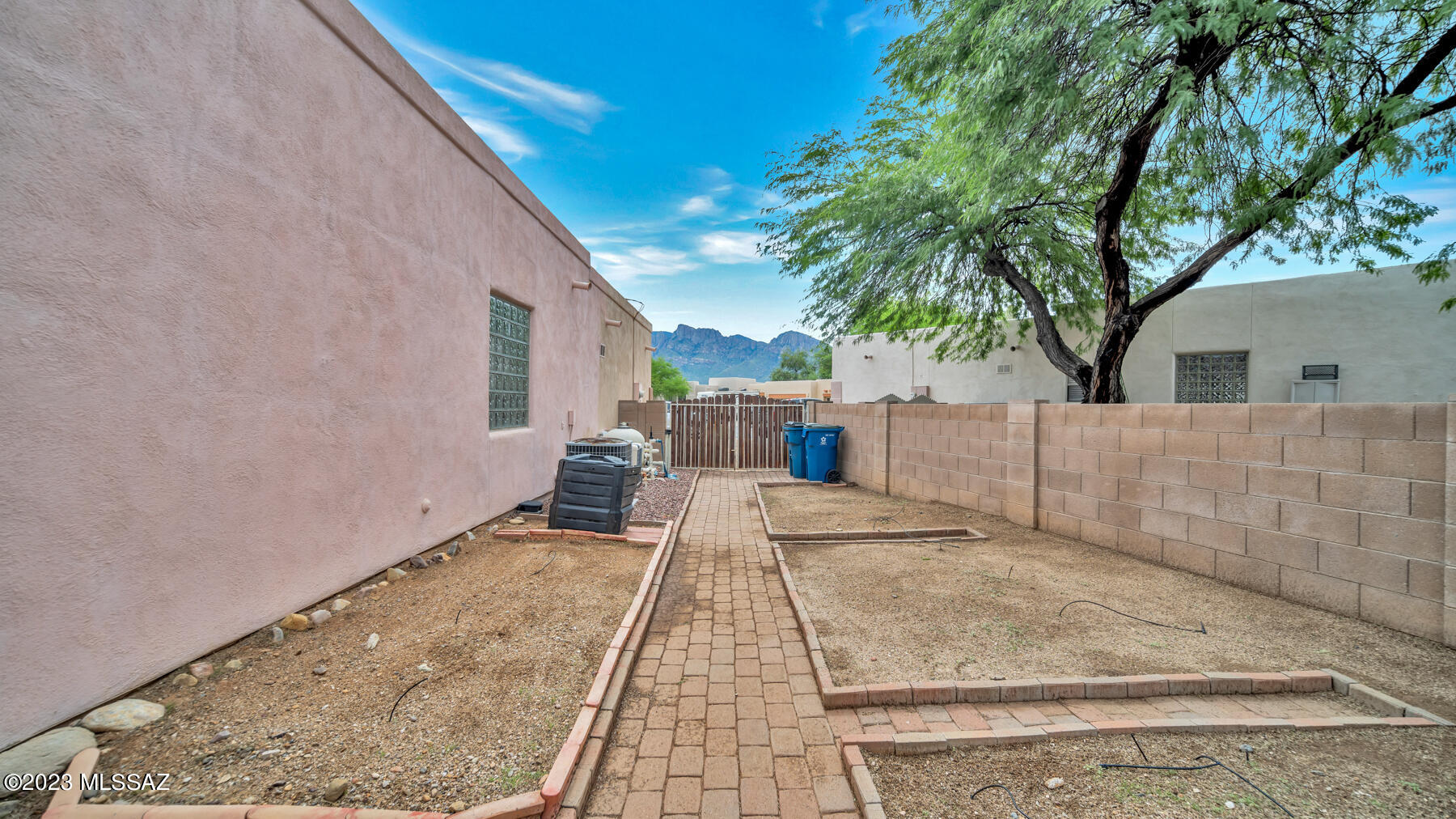 360 Crescendo Court Tucson, AZ 85737 - Photo 29 of 33