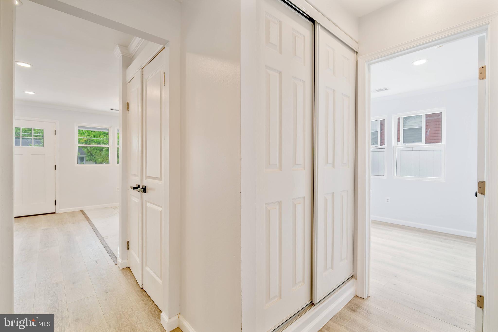 7850 Burnside Road Landover, MD 20785 - Photo 13 of 34 Hall room