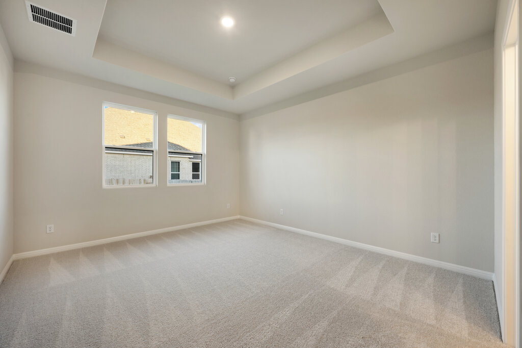 2509 Walking Y Road Georgetown, TX 78633 - Photo 28 of 40 an empty room with windows