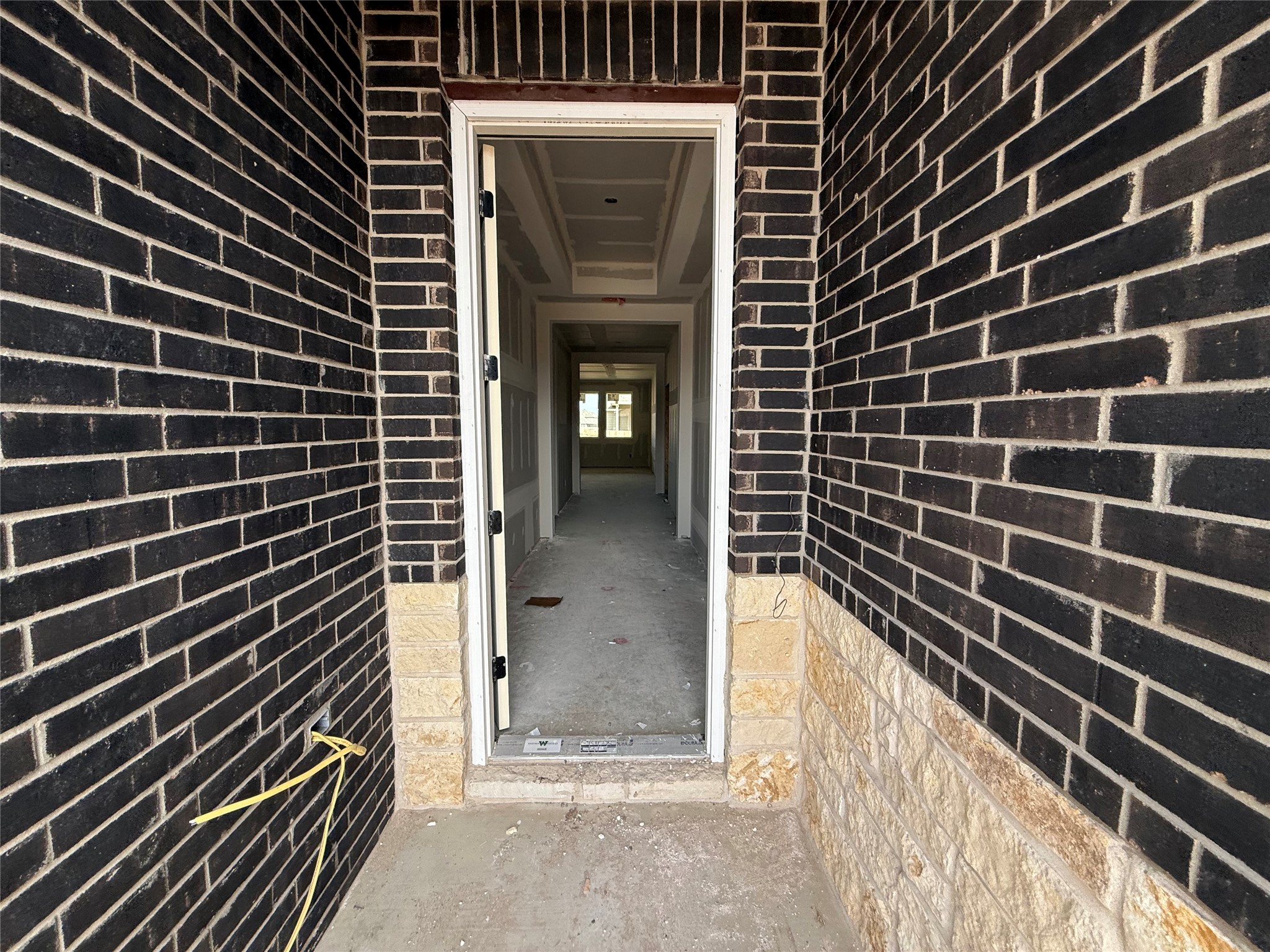 2509 Walking Y Road Georgetown, TX 78633 - Photo 4 of 32