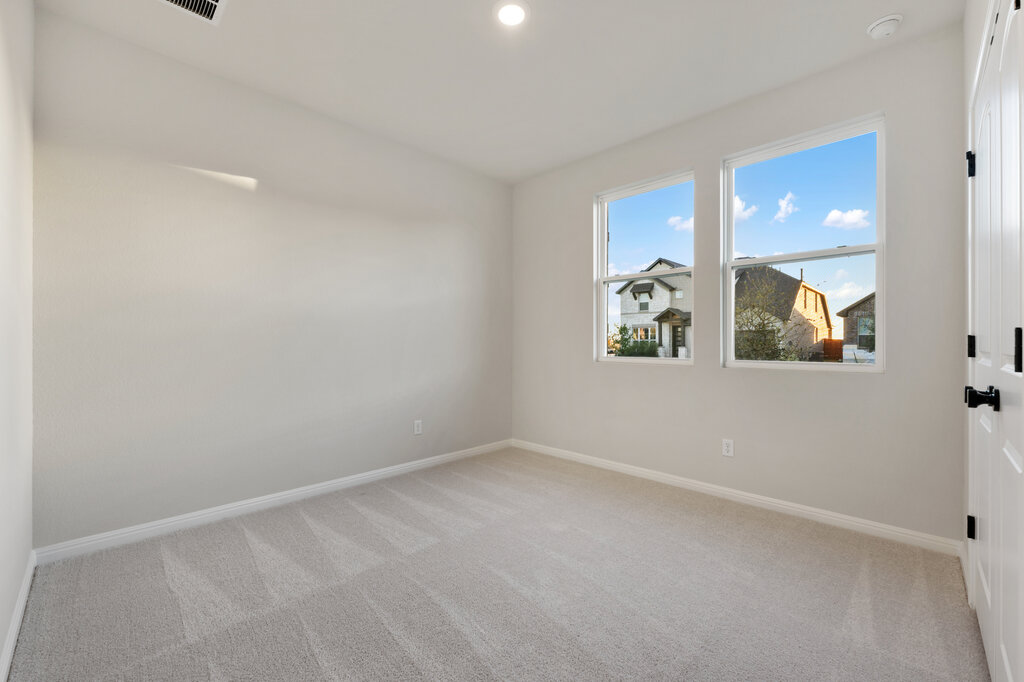 2509 Walking Y Road Georgetown, TX 78633 - Photo 4 of 40 wooden floor in a room