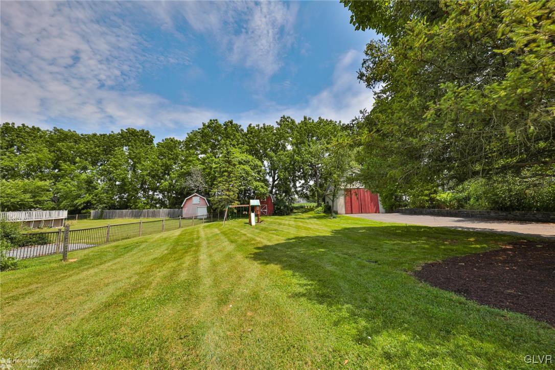 502 Daniels Road Nazareth, PA 18064 - Photo 45 of 50 Gallery Image 45