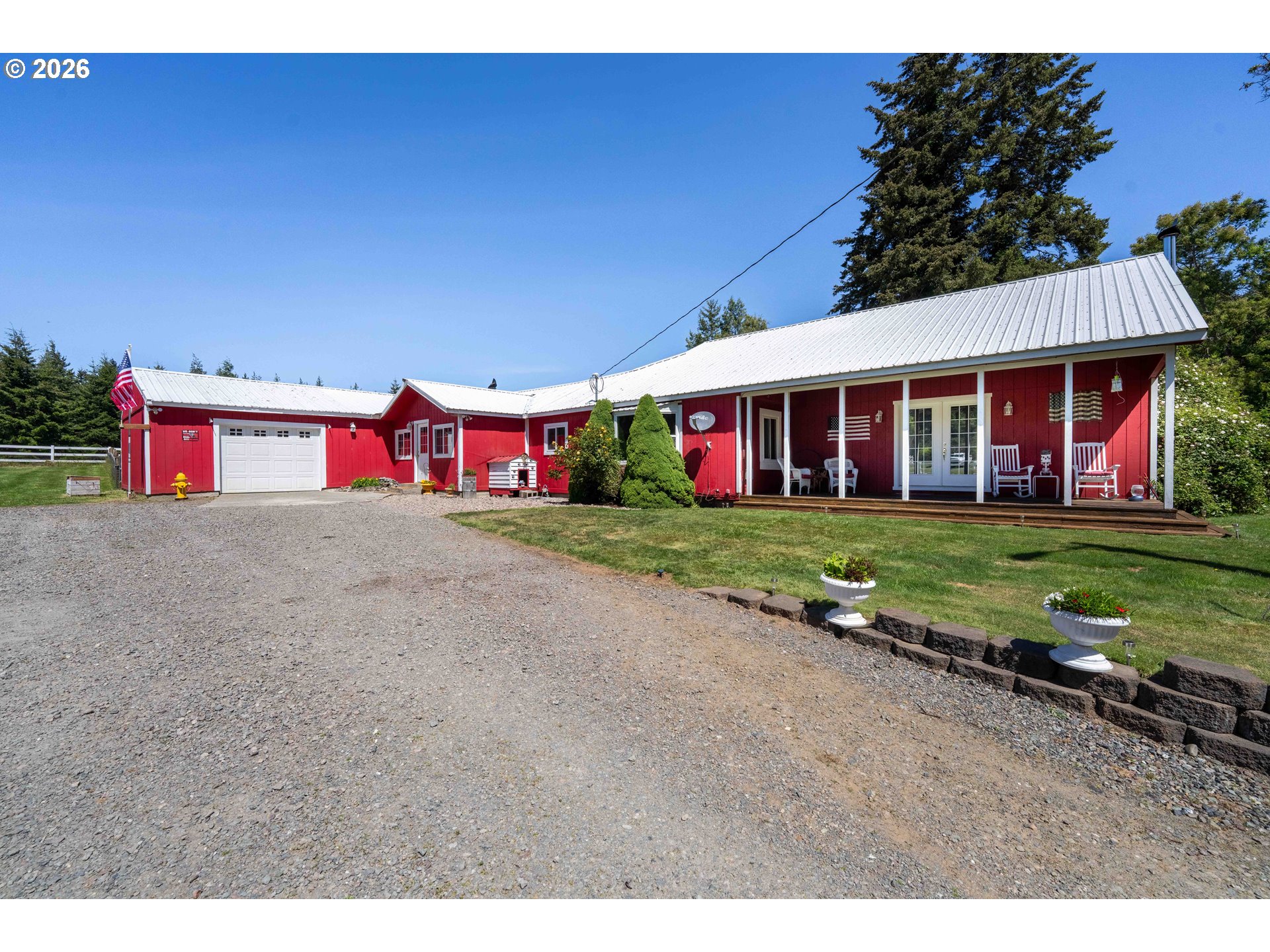 51520 Pioneer Road Bandon, OR 97411 - Photo 4 of 47