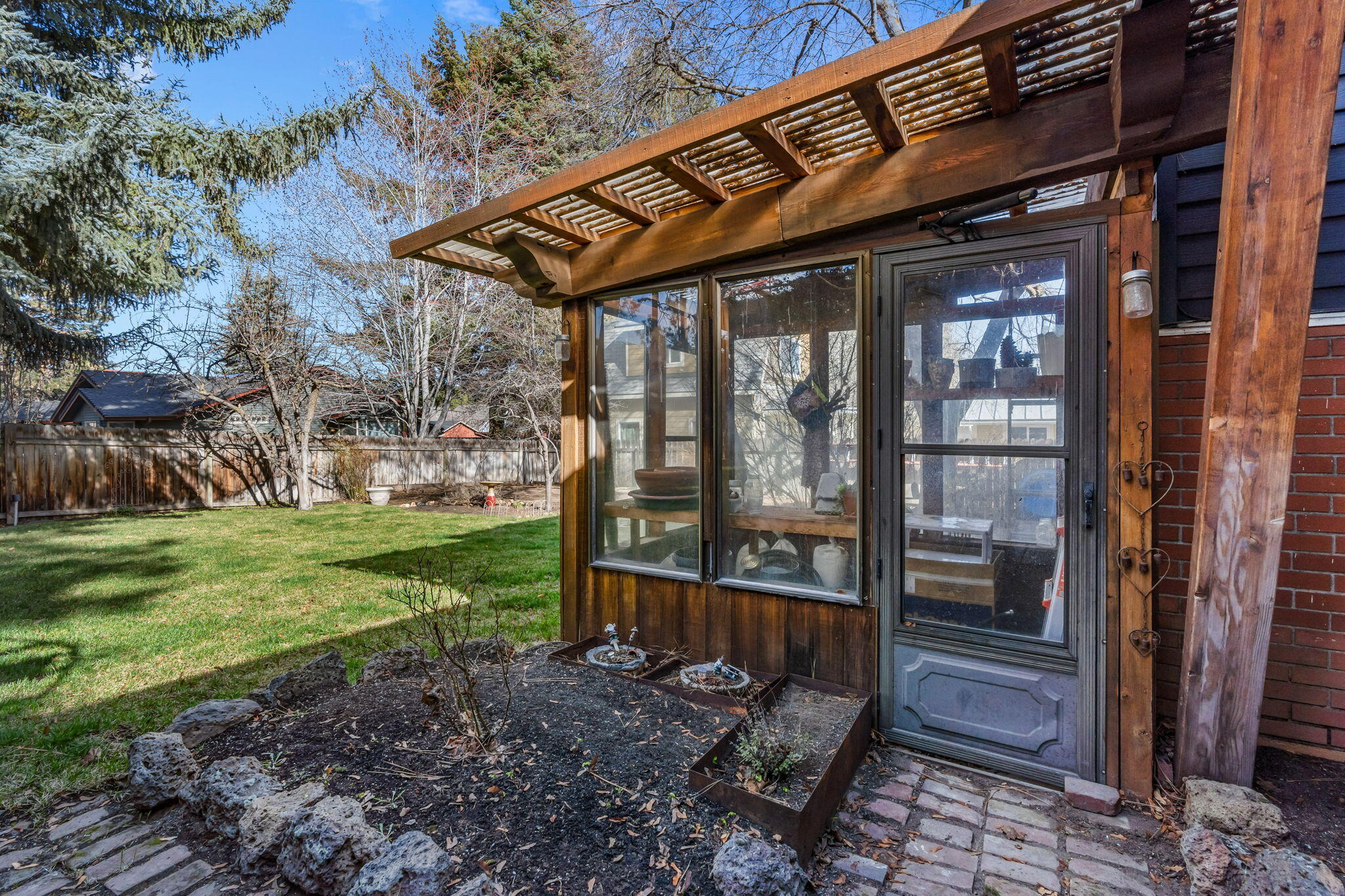 1210 Northeast Jones Road Bend, OR 97701 - Photo 25 of 27 Greenhouse