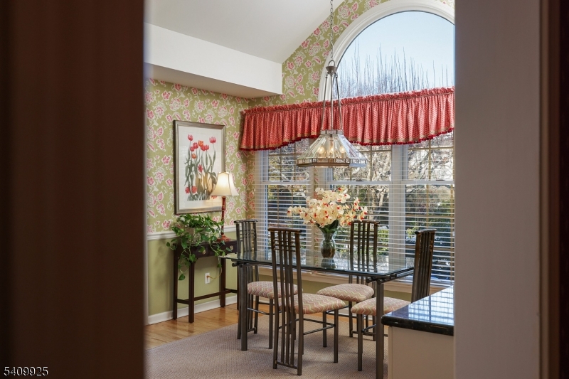 643 Nottingham Place Westfield, NJ 07090 - Photo 13 of 42