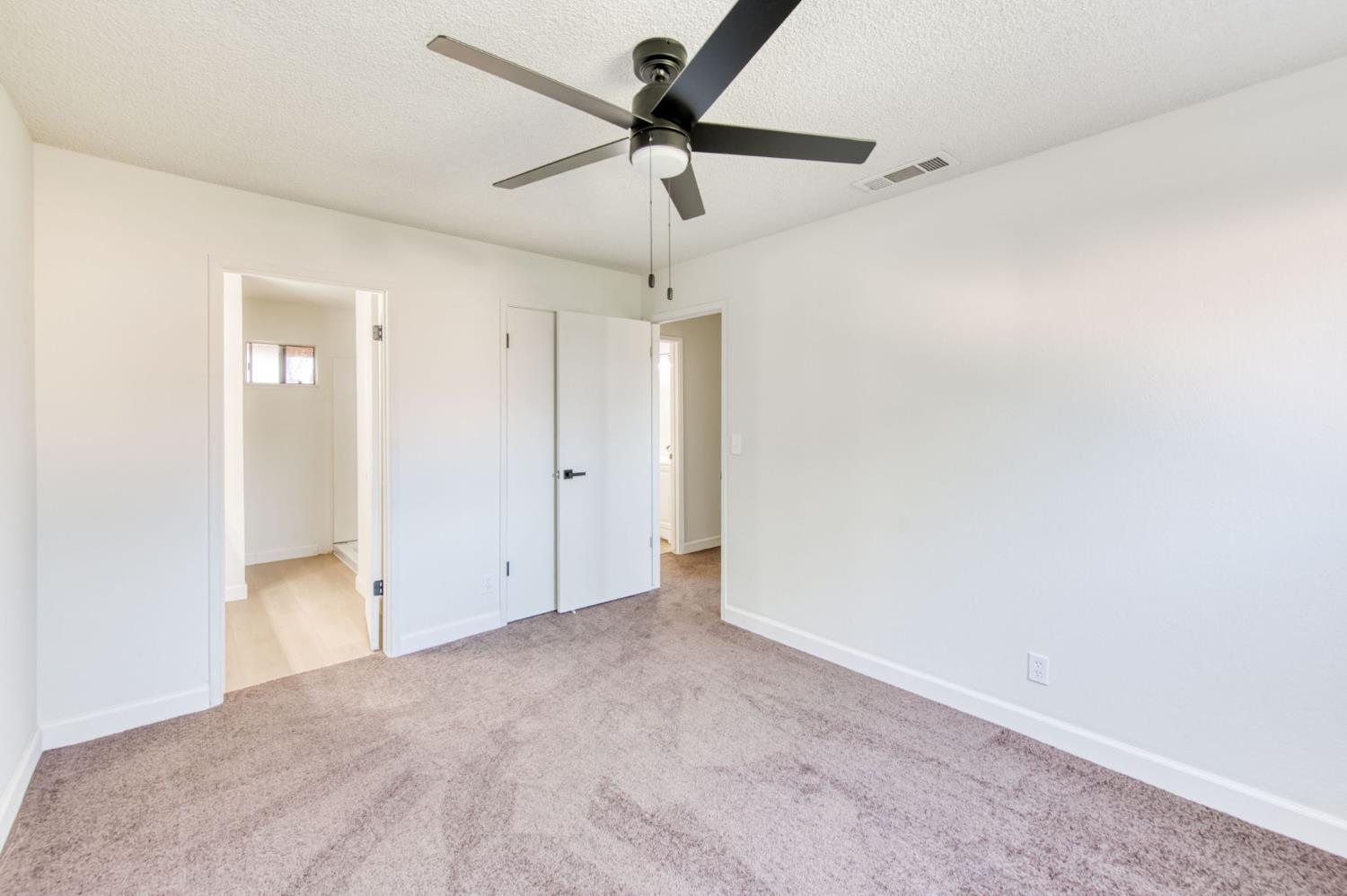 4975 East Butler Avenue, Unit 103 Fresno, CA 93727 - Photo 11 of 16