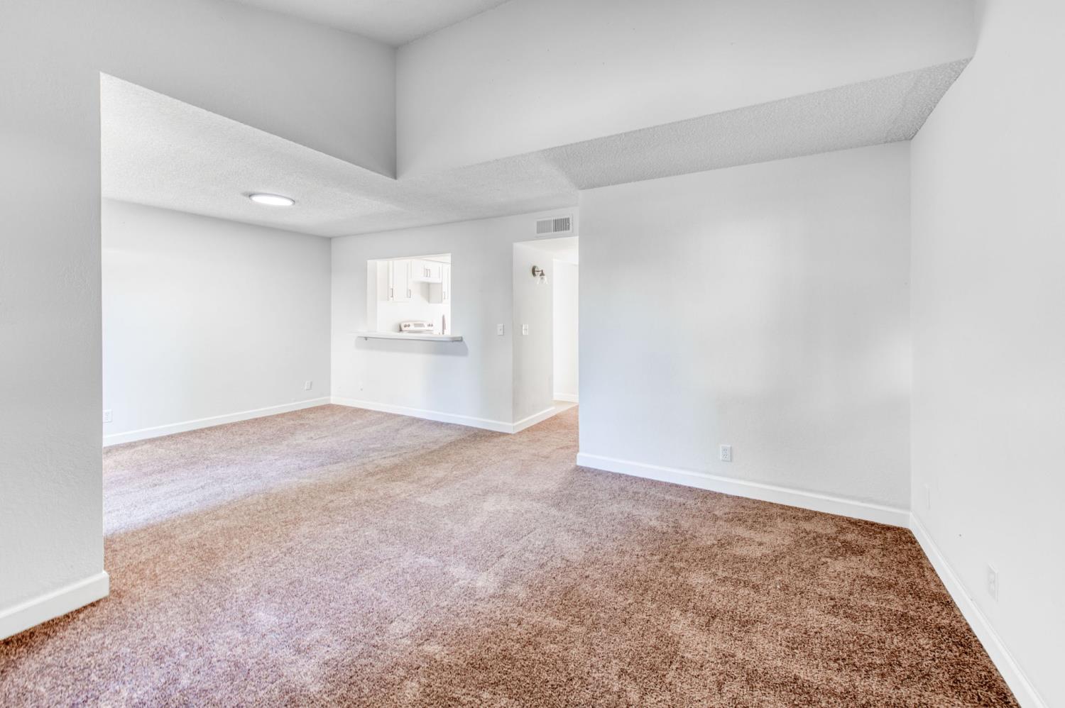 4975 East Butler Avenue, Unit 103 Fresno, CA 93727 - Photo 7 of 16