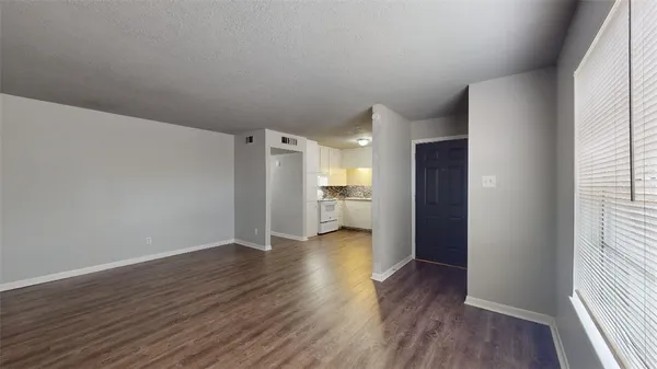 $900 | 3800 East 29th Street, Unit 5, Bryan, TX 77802