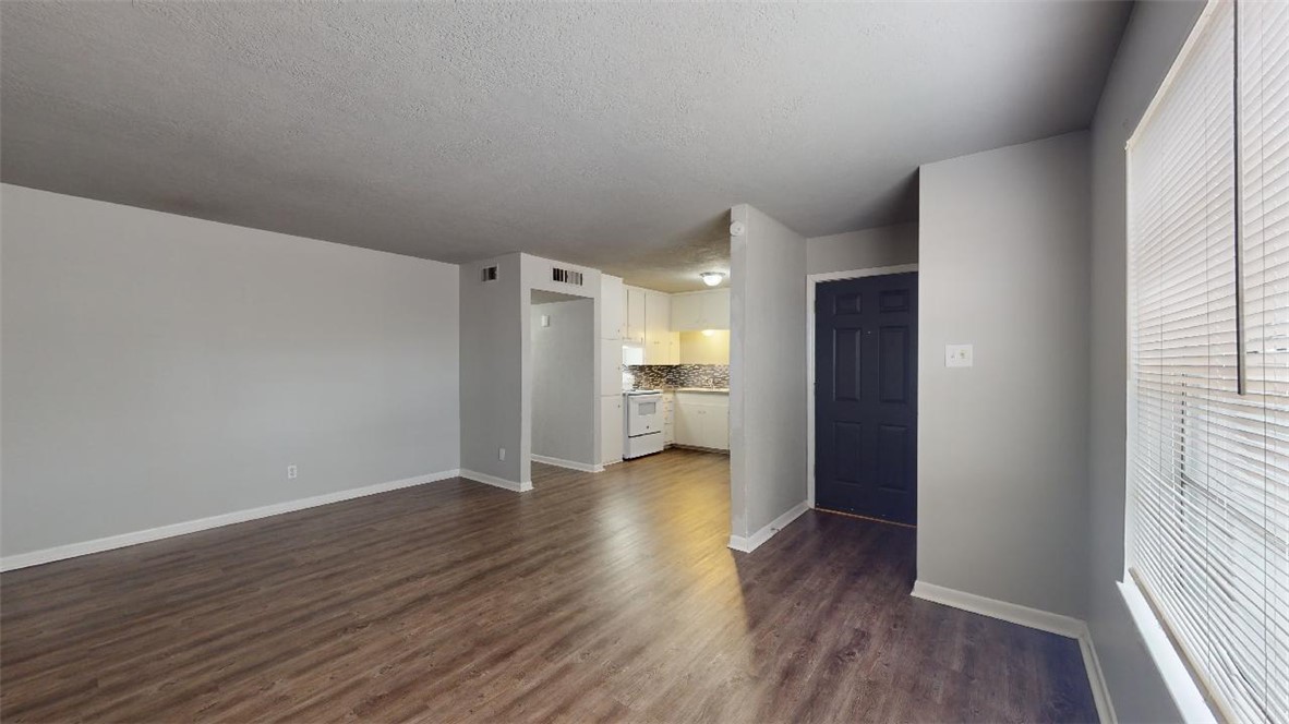 3800 East 29th Street, Unit 5 Bryan, TX 77802 - Photo 4 of 21