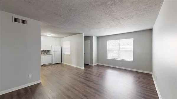 $900 | 3800 East 29th Street, Unit 5, Bryan, TX 77802